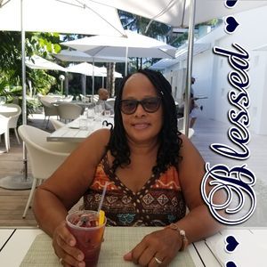 Meet your Posher, Joyce potts